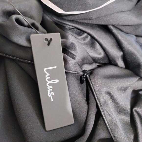 Lulus Katrina Black Strappy Sleeveless Skater Dress Size Medium NWT - Picture 7 of 11